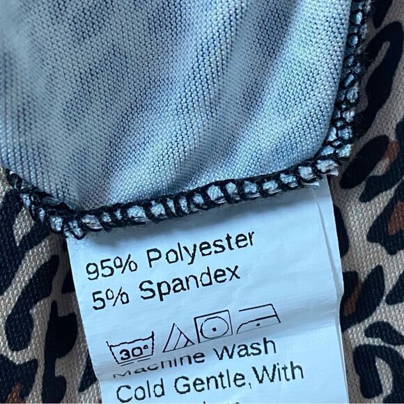 SHEIN Leopard Wrap Top Multi Way Crop Large Animal Print - Picture 8 of 9